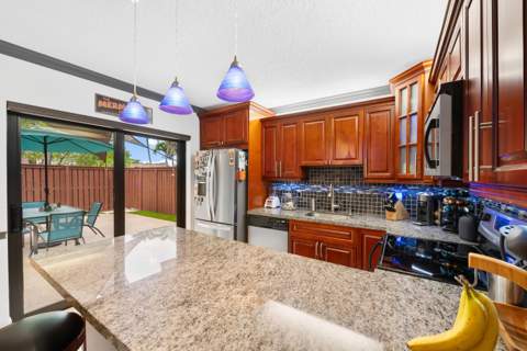 2512 SW 15th Street, Deerfield Beach FL - photo 9 of 29