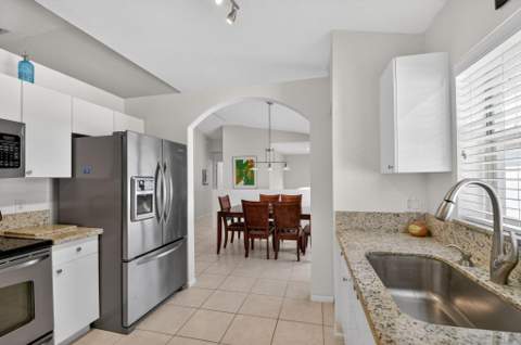 7910 Laina Lane #3, Boynton Beach FL - photo 12 of 76
