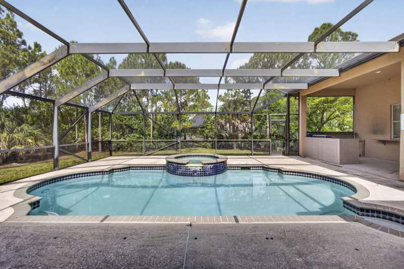 5 bedroom Single Family Residence at 16300 92nd Lane, Loxahatchee, Loxahatchee — photo 4