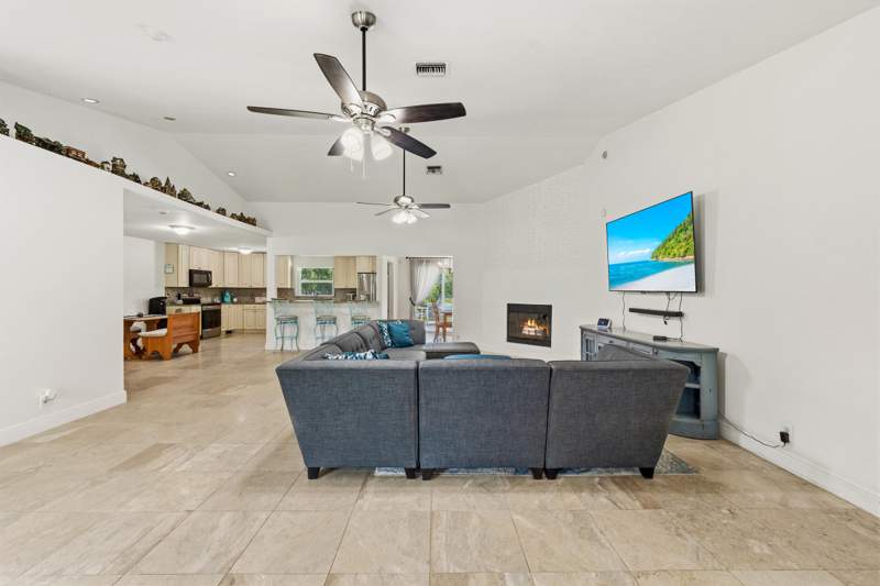 4 bedroom Single Family Residence at 17610 76th Street, Loxahatchee, Loxahatchee — photo 4
