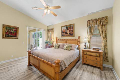 7078 Torrey Pines Circle, Port St. Lucie FL - photo 17 of 52