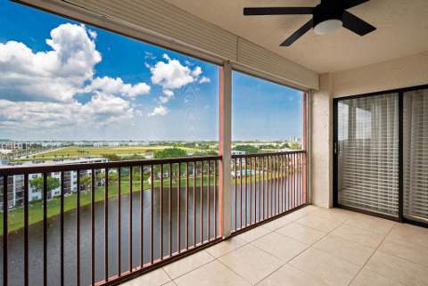 2215 Cypress Island Drive #906, Pompano Beach FL - photo 9 of 28