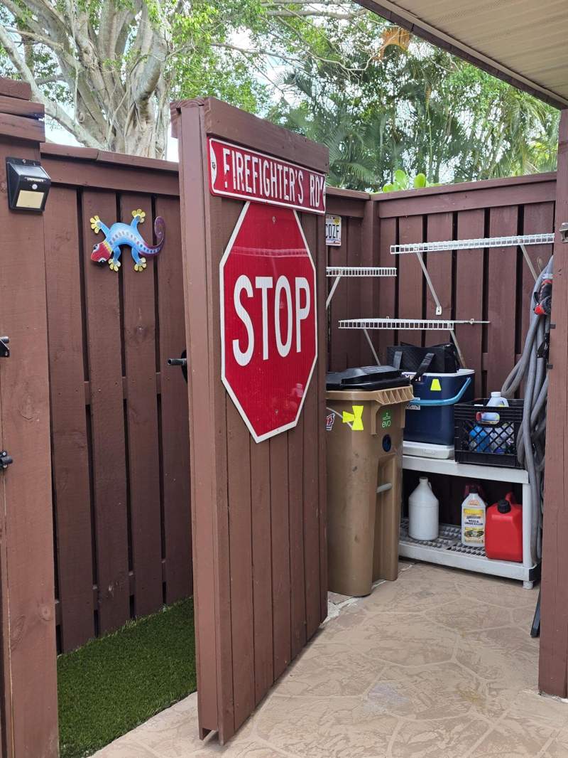 2 bedroom Townhouse at 2512 SW 15th Street, Courtyards Of Waterford, Deerfield Beach — photo 5
