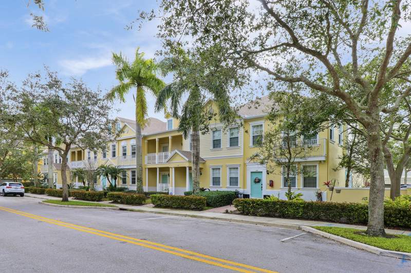 3 bedroom Townhouse at 118 Seagrape Drive #105, Sandpiper Cove At Botanica Condo, Jupiter — photo 2