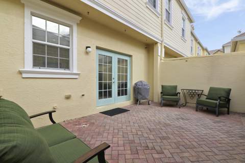 118 Seagrape Drive #105, Jupiter FL - photo 17 of 24