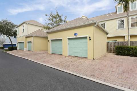 118 Seagrape Drive #105, Jupiter FL - photo 20 of 24