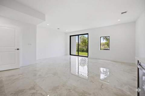 1546 NW 1st Avenue, Pompano Beach FL - photo 8 of 27