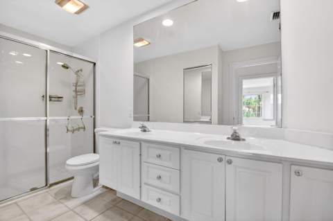 2774 Livingston Lane, West Palm Beach FL - photo 9 of 98