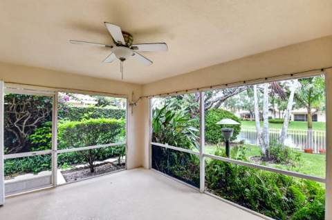 2774 Livingston Lane, West Palm Beach FL - photo 13 of 98