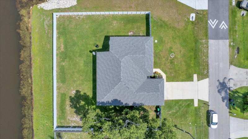 4 bedroom Single Family Residence at 449 SE Whitmore Drive, Port St Lucie Section 13, Port St. Lucie — photo 1