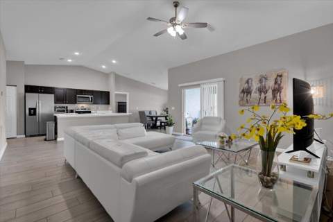 449 SE Whitmore Drive, Port St. Lucie FL - photo 8 of 58