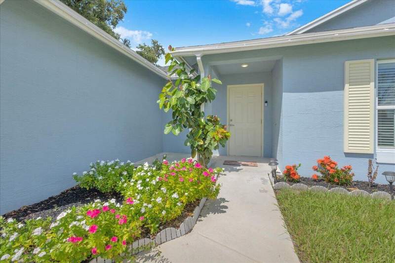 4 bedroom Single Family Residence at 449 SE Whitmore Drive, Port St Lucie Section 13, Port St. Lucie — photo 3