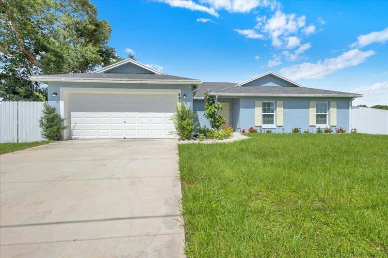 4 bedroom Single Family Residence at 449 SE Whitmore Drive, Port St Lucie Section 13, Port St. Lucie — photo 1