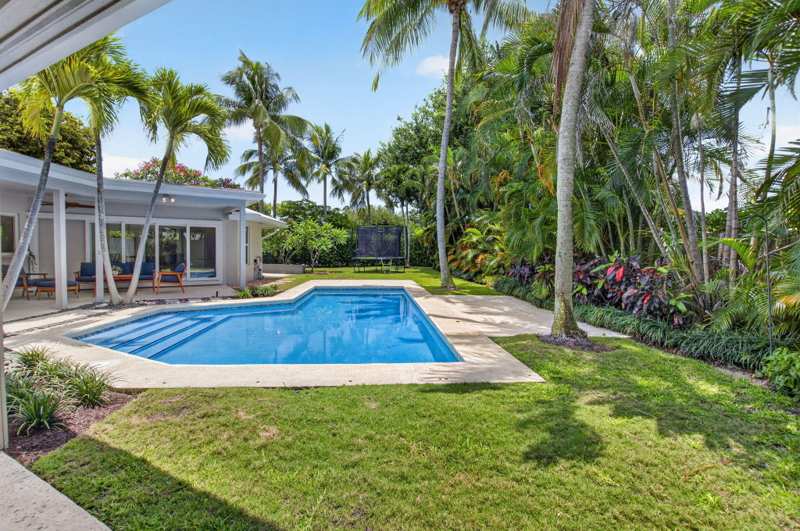 4 bedroom Single Family Residence at 2006 NW 3rd Avenue, Lake Ida, Delray Beach — photo 1