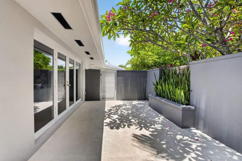 4 bedroom Single Family Residence at 2006 NW 3rd Avenue, Lake Ida, Delray Beach — photo 5