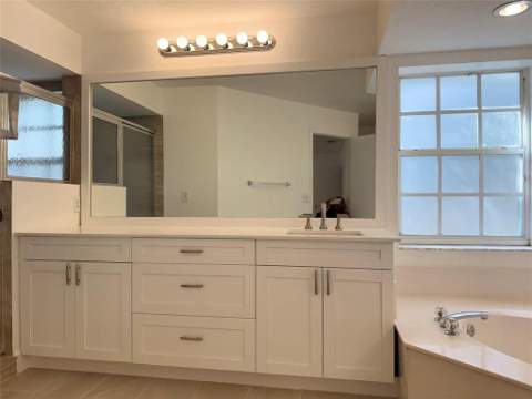 2927 Bogota Avenue, Hollywood FL - photo 7 of 37