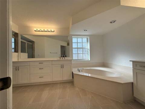2927 Bogota Avenue, Hollywood FL - photo 10 of 37