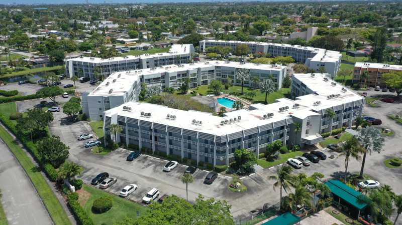 2 bedroom Condominium at 6650 Royal Palm Boulevard #104c, Royal Park Gardens I-C Condo, Margate — photo 1