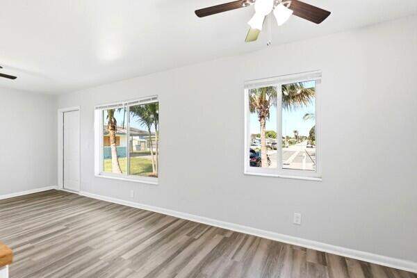 3 bedroom Single Family Residence at 2302 Avenue M, Monroe Heights In, Riviera Beach — photo 3