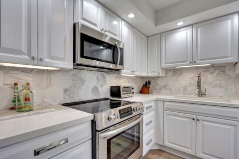 225 Beach Road #204, Tequesta FL - photo 14 of 26
