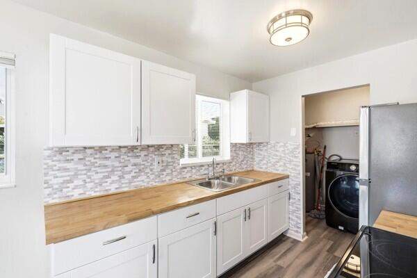 3 bedroom Single Family Residence at 2302 Avenue M, Monroe Heights In, Riviera Beach — photo 5