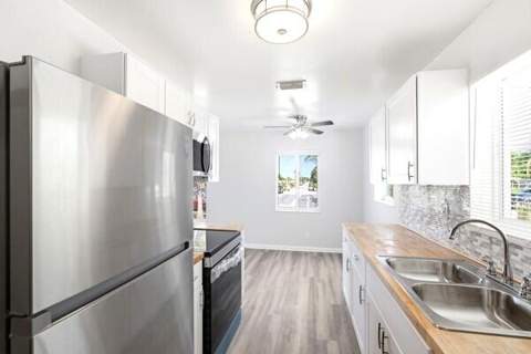 2302 Avenue M, Riviera Beach FL - photo 7 of 20