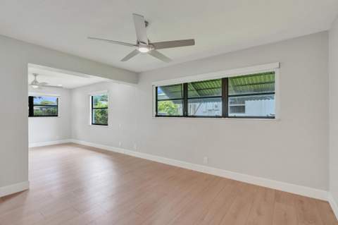 1054 Wyoming Avenue, Fort Lauderdale FL - photo 15 of 37