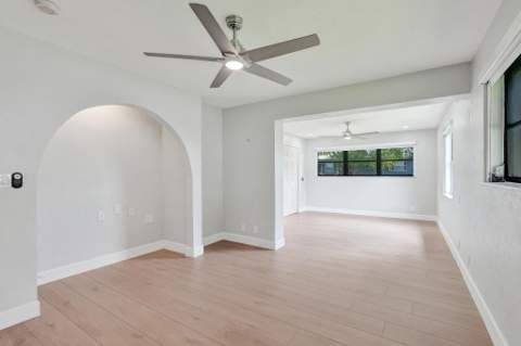 1054 Wyoming Avenue, Fort Lauderdale FL - photo 14 of 37
