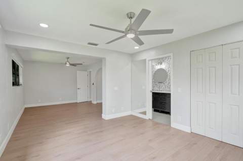 1054 Wyoming Avenue, Fort Lauderdale FL - photo 17 of 37