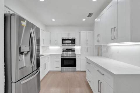 1054 Wyoming Avenue, Fort Lauderdale FL - photo 9 of 37
