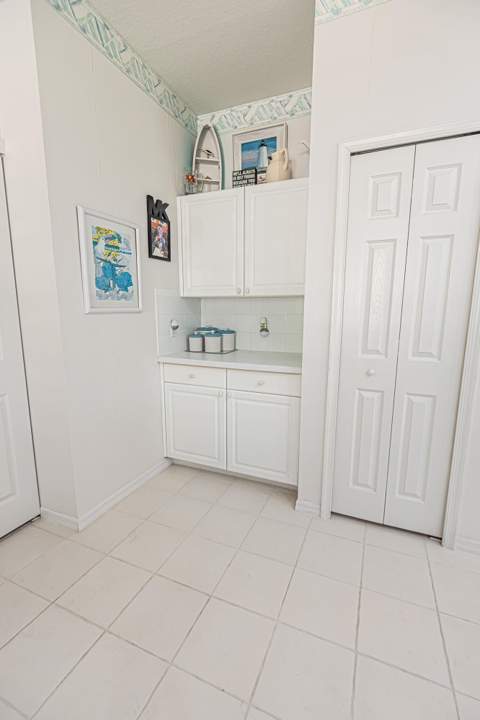 517 NW Galatone Court, Port St. Lucie FL - photo 9 of 38