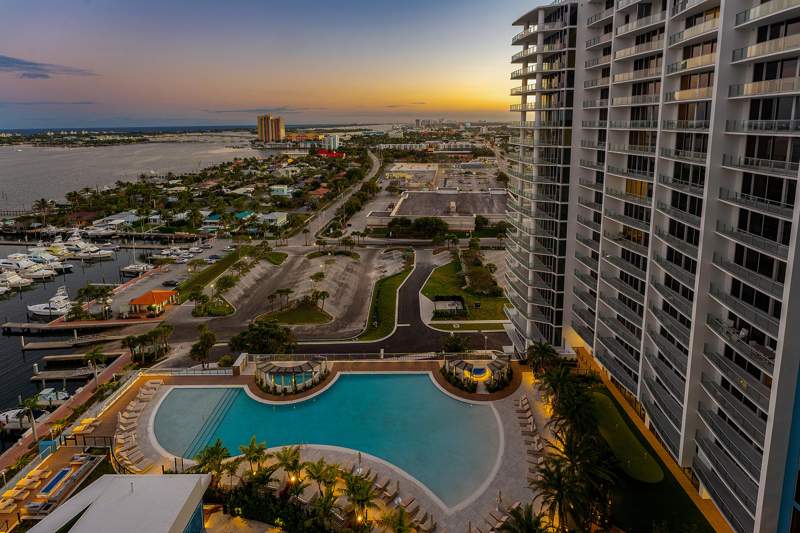 2 bedroom Condominium at 220 Lake Shore Drive #1911, Nautilus 220 Condo, Lake Park — photo 5