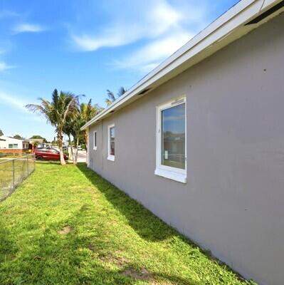2302 Avenue M, Riviera Beach FL - photo 18 of 20