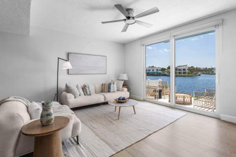 900 Jeffery Street, Boca Raton FL - photo 12 of 47