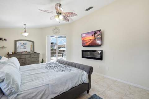 1202 SW San Esteban Avenue, Port St. Lucie FL - photo 17 of 49
