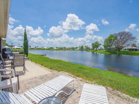 6704 Picante Circle, Fort Pierce FL - photo 17 of 65