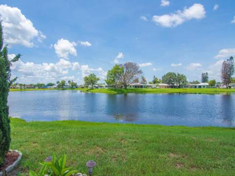 6704 Picante Circle, Fort Pierce FL - photo 24 of 65