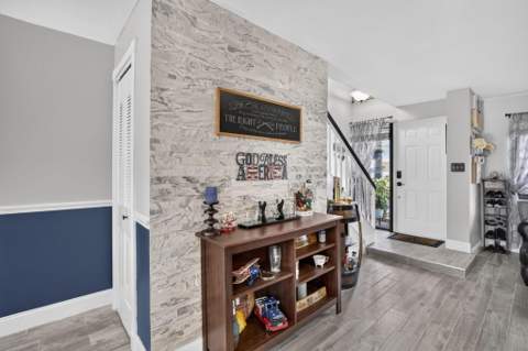 124 Wimbledon Lake Drive, Plantation FL - photo 9 of 38