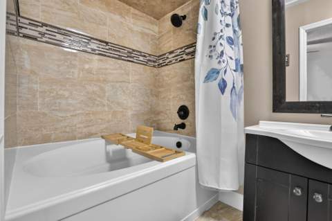 124 Wimbledon Lake Drive, Plantation FL - photo 23 of 38