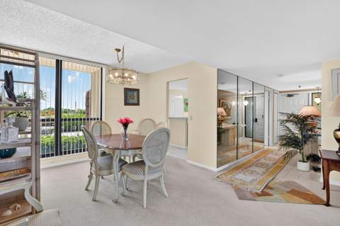 5188 Woodland Lakes Drive #332, Palm Beach Gardens FL - photo 7 of 22