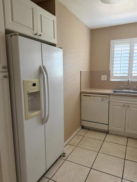 320 SE 10th Avenue #C, Pompano Beach FL - photo 6 of 17