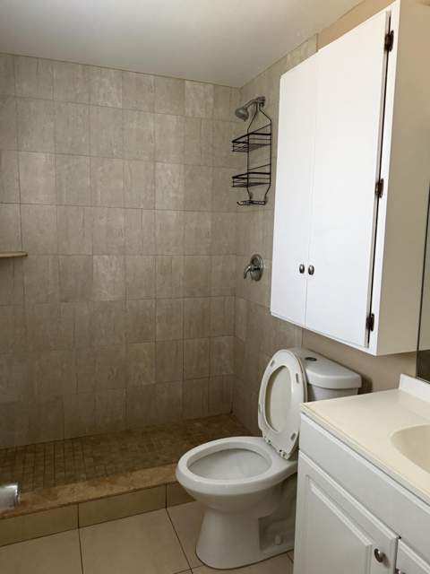 320 SE 10th Avenue #C, Pompano Beach FL - photo 11 of 17