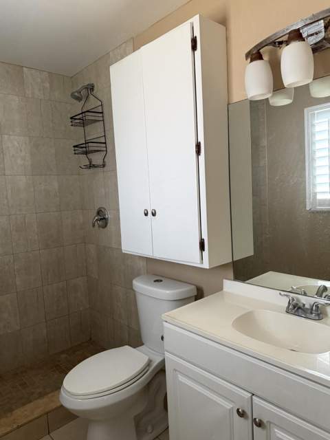 320 SE 10th Avenue #C, Pompano Beach FL - photo 12 of 17