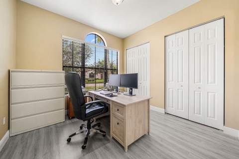6304 Vireo Court, Lake Worth FL - photo 14 of 31
