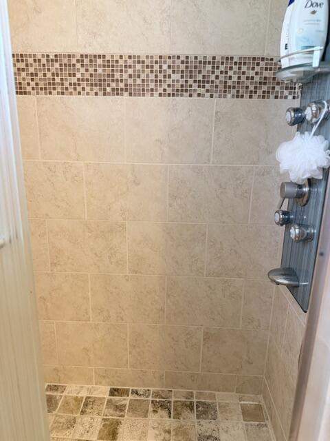 1216 S S Lakes End Drive #Apt D, Fort Pierce FL - photo 15 of 20