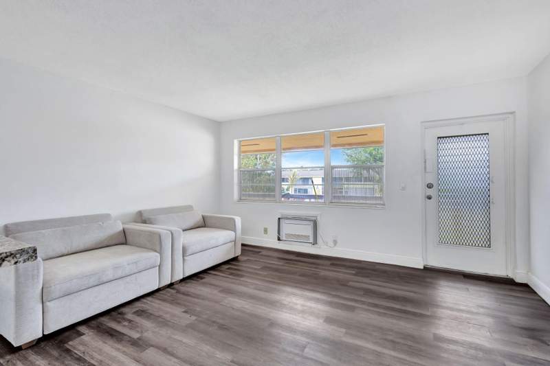 1 bedroom Condominium at 211 Sheffield I, Sheffield Condos A To Q, West Palm Beach — photo 4