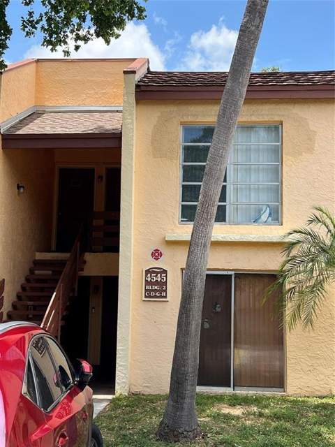 4545 Treehouse Lane #G, Tamarac FL - photo 14 of 20