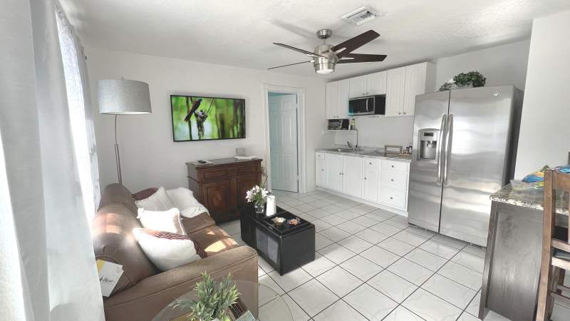 3 bedroom Single Family Residence at 4915 Weymouth Street, Kenwood, Lake Worth — photo 5