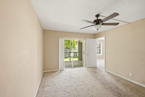 5570 Tamberlane Circle #229, Palm Beach Gardens FL - photo 12 of 24