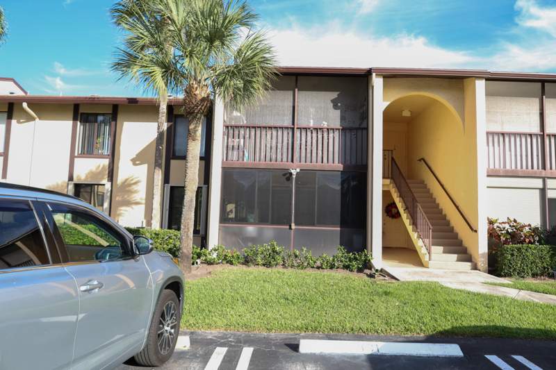 2 bedroom Condominium at 824 Sky Pine Way #C1, Pine Ridge North Village IV Condo, Greenacres — photo 2